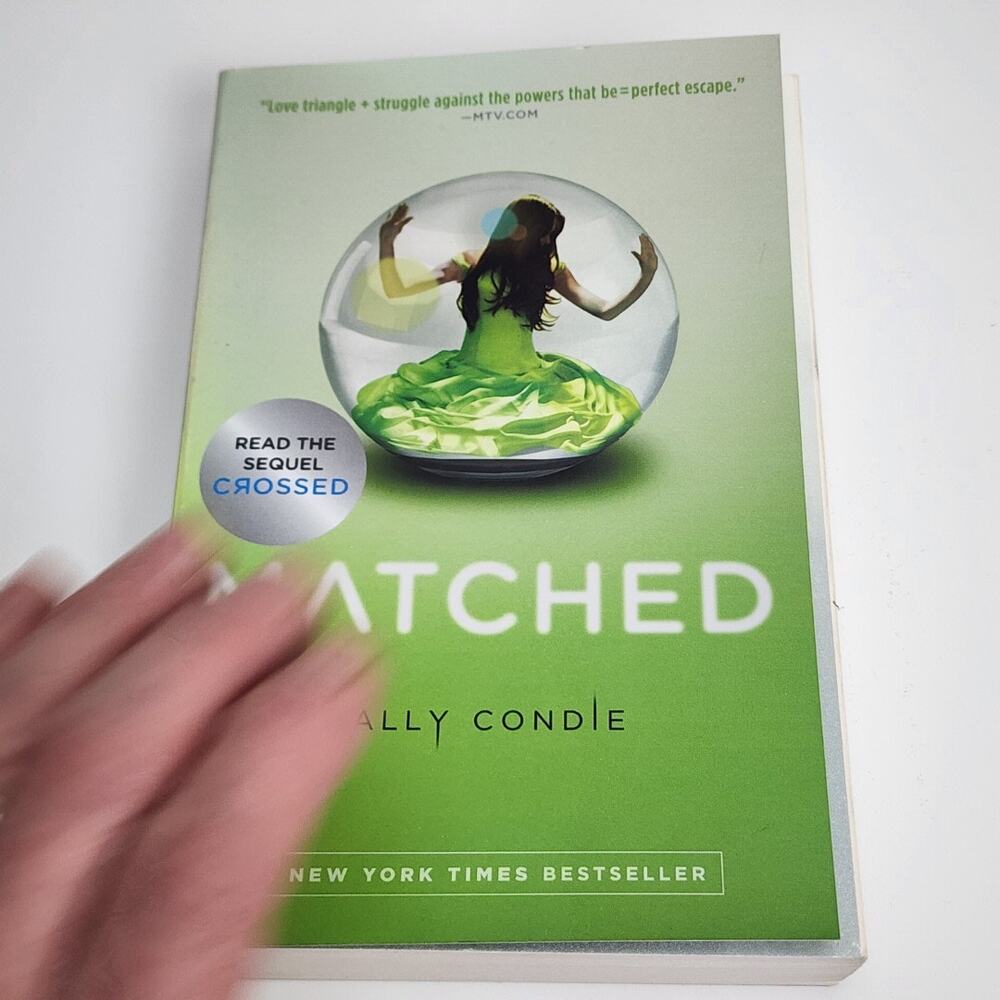 Matched (Matched Series, Book 1) Dystopian Romance 2011 Paperback Novel Book